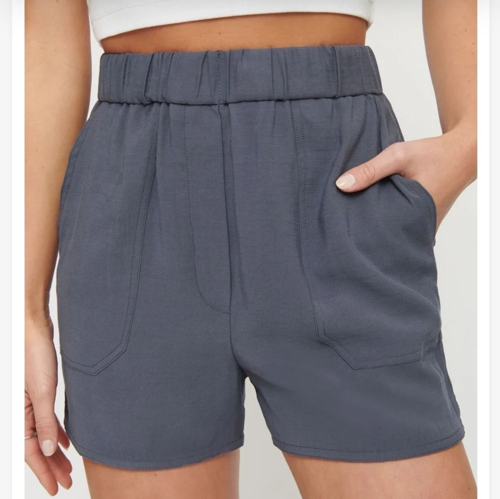 💙 NWOT Utility Shorts - Picture 2 of 10
